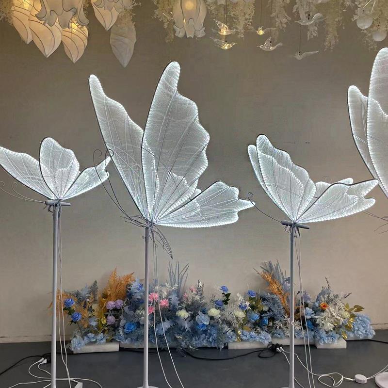 Christmas Glowing Butterfly Wi - đánh giá và giá Pendant Lighting Christmas Decor