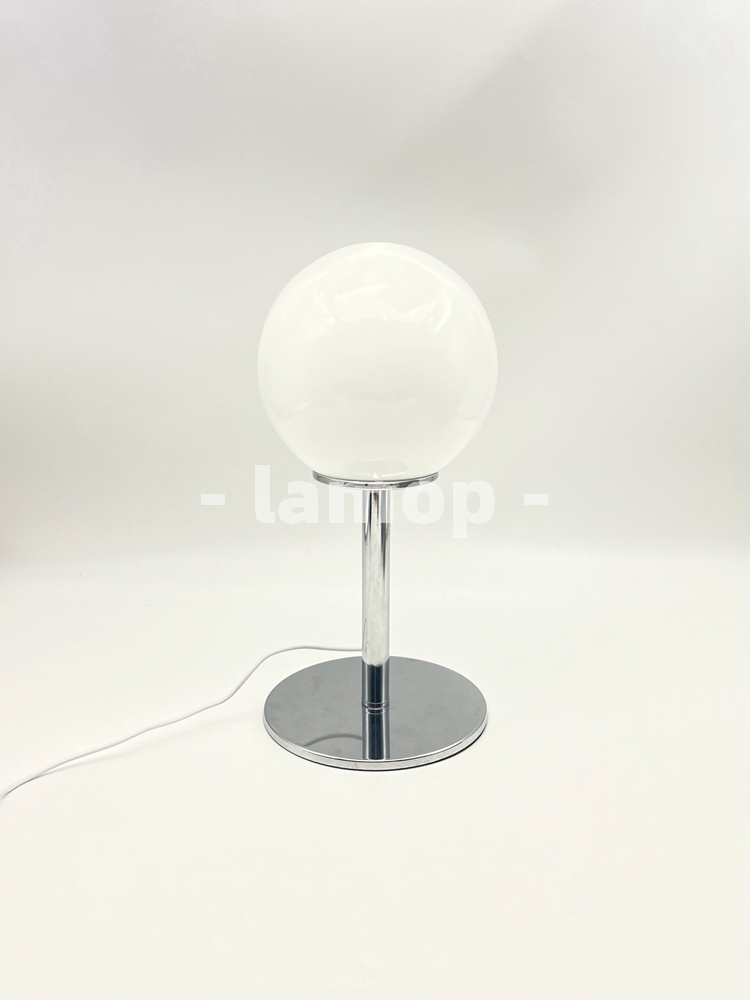 Milky White Solid Globe Chrome - đánh giá và giá Decor Lighting Lamps